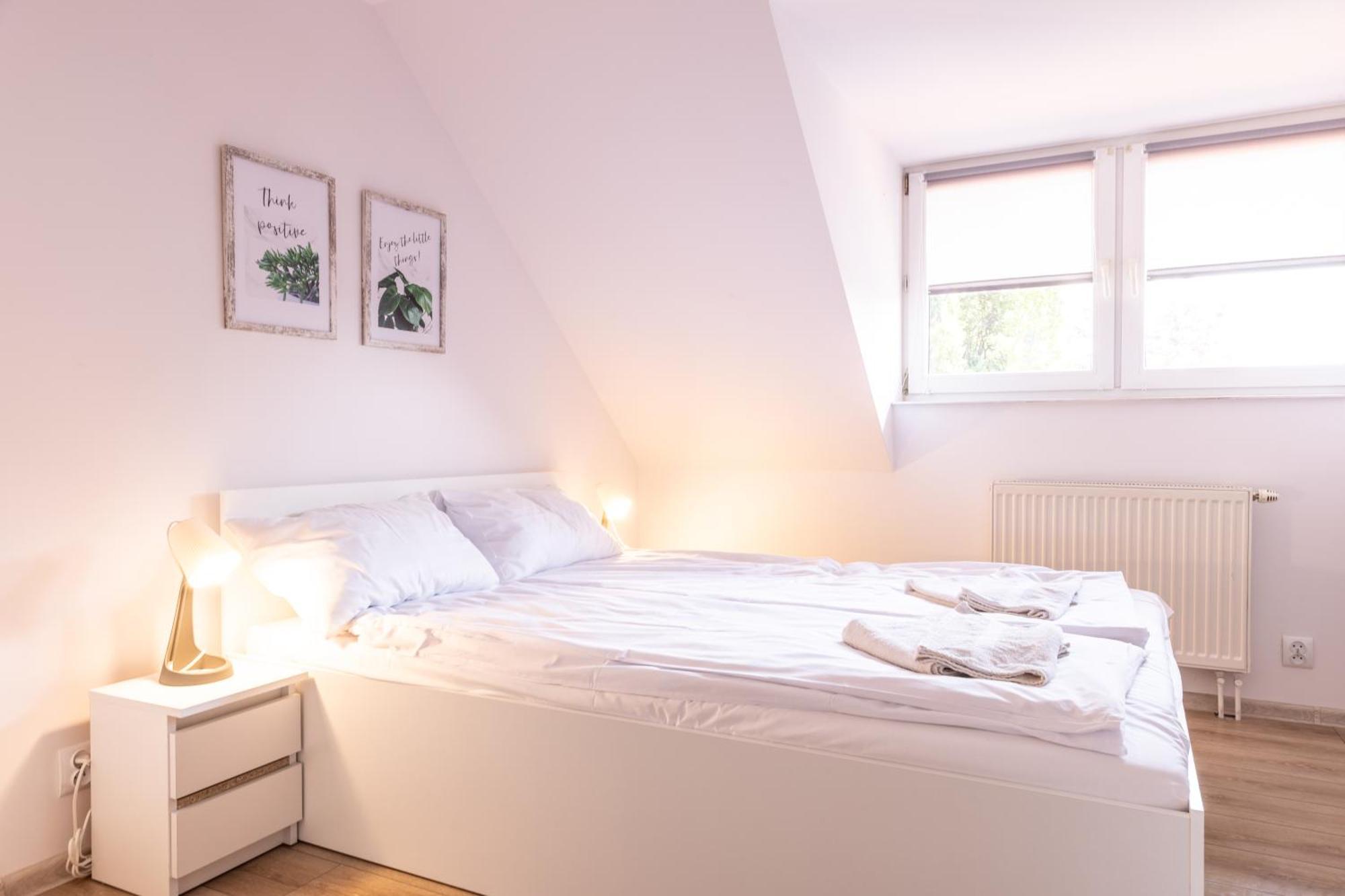 Agamim Hotel Mikołajki Eksteriør billede