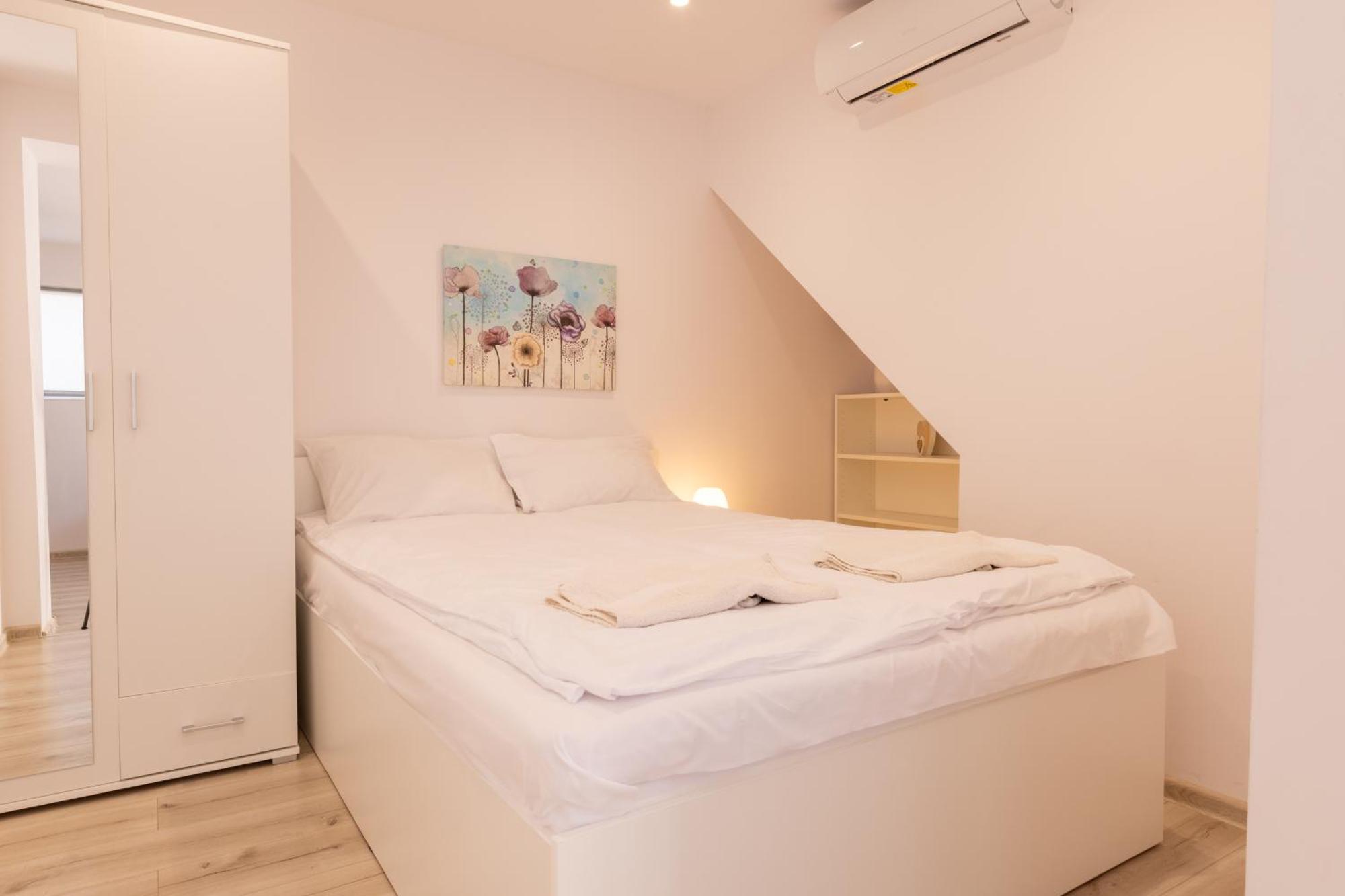 Agamim Hotel Mikołajki Eksteriør billede
