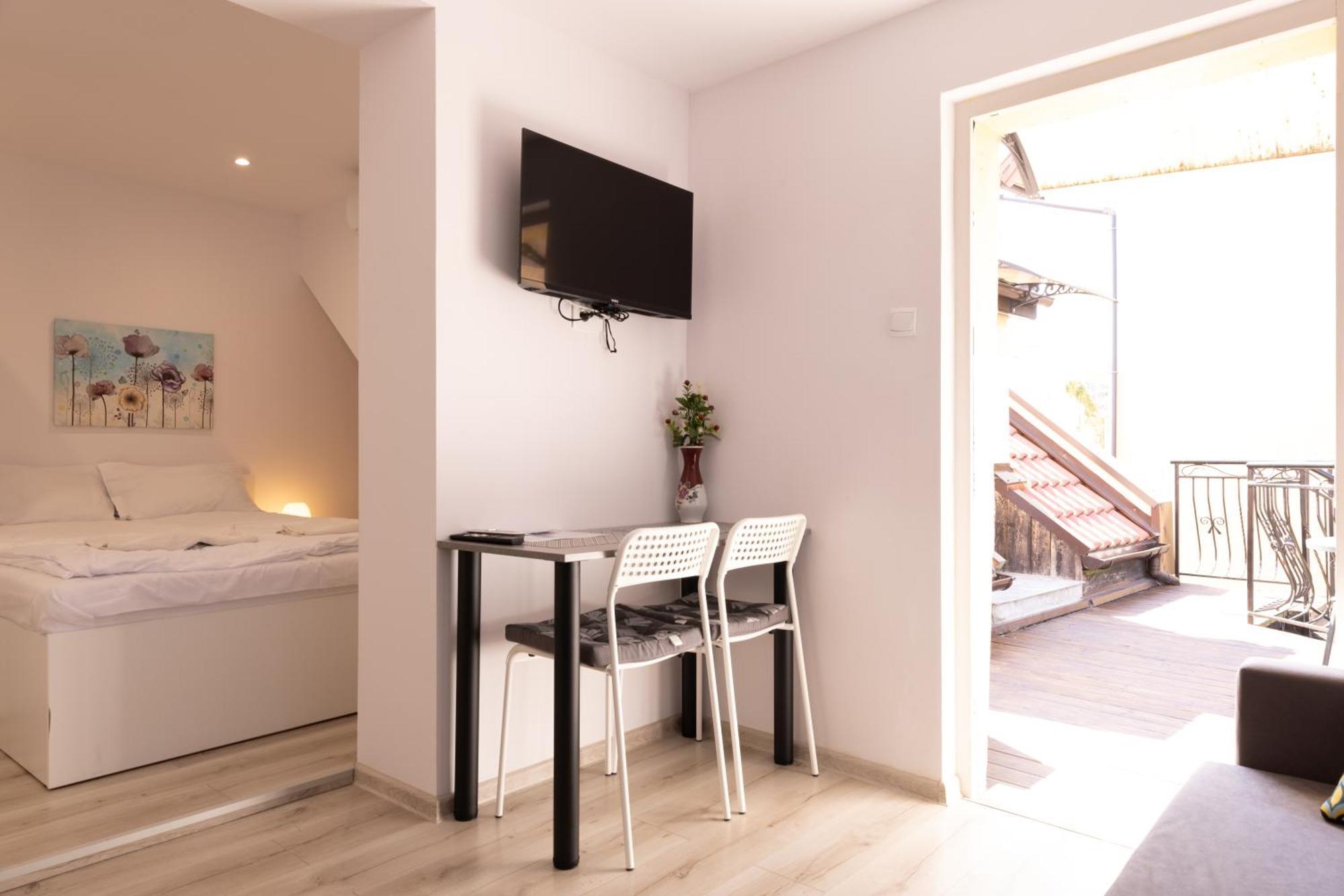 Agamim Hotel Mikołajki Eksteriør billede